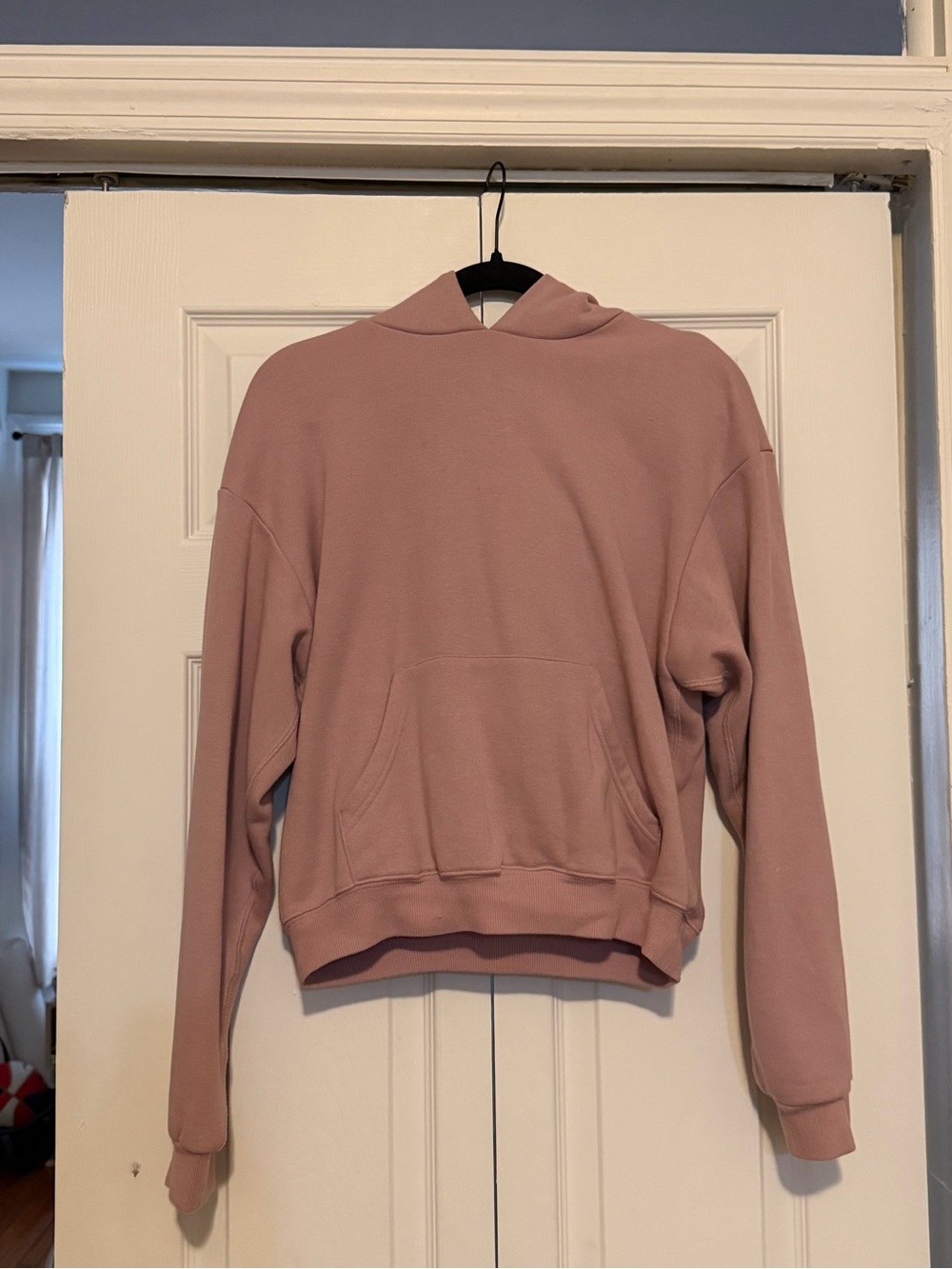 H&M Women's Dusty Rose Crewneck Hoodie Sweater